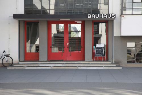 Bauhaus  2012.04 General 3080
